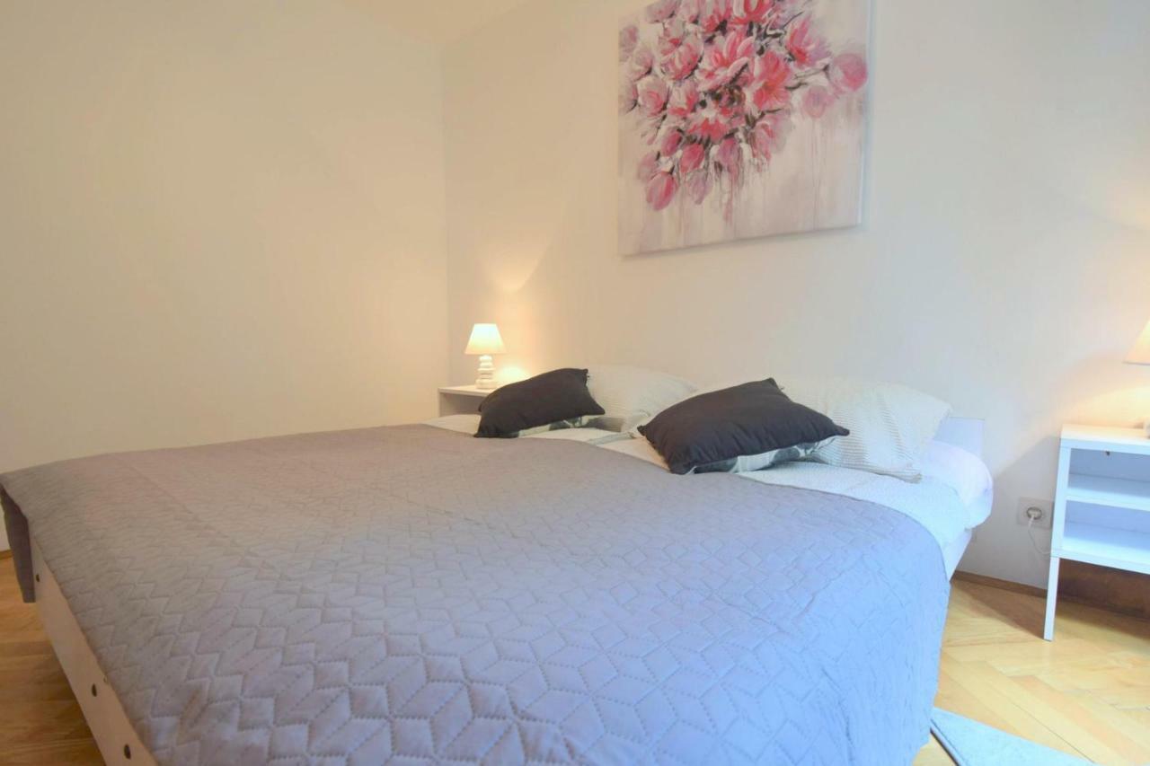 Apartments Jadanec Malinska Extérieur photo