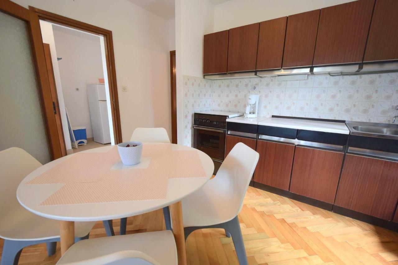 Apartments Jadanec Malinska Extérieur photo